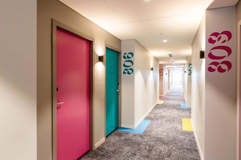 Ibis Styles East Perth - Surfers Gold Coast 31