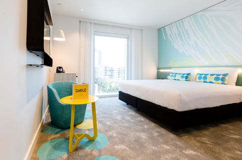 Ibis Styles East Perth - Surfers Gold Coast 6
