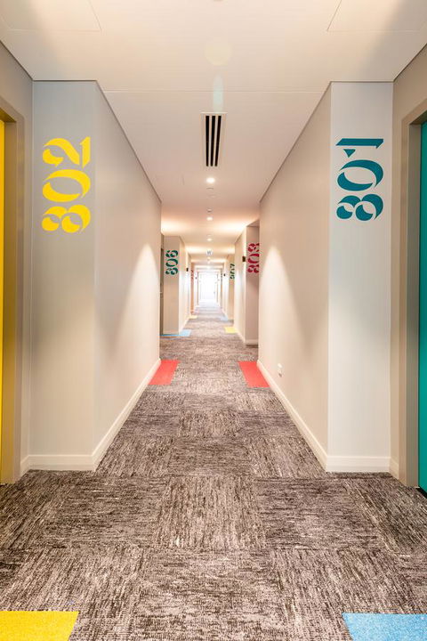 Ibis Styles East Perth - Surfers Gold Coast 17