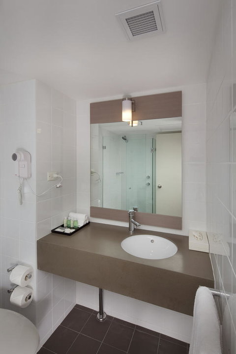 Ibis Perth - Surfers Gold Coast 27
