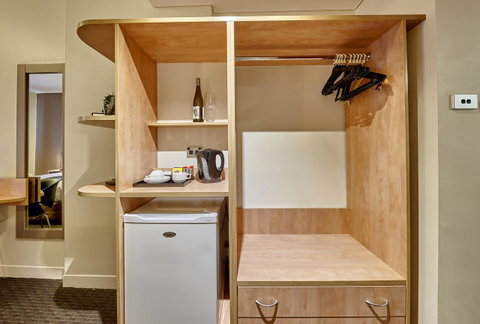 Ibis Perth - Surfers Gold Coast 2