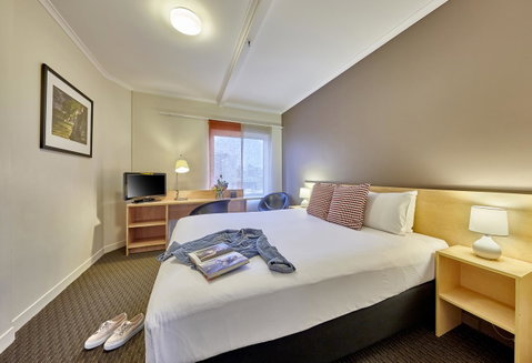 Ibis Perth - Surfers Gold Coast 12