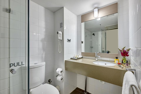 Ibis Perth - Surfers Gold Coast 1
