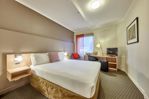 Ibis Perth - Surfers Gold Coast 11