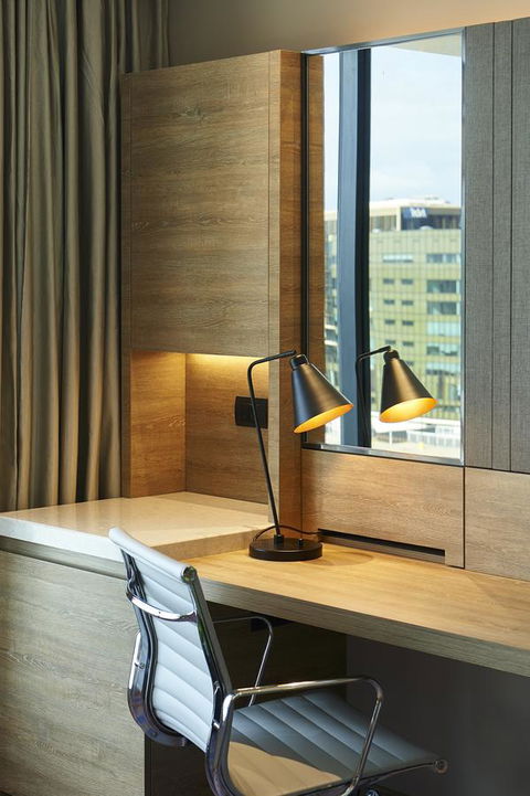 Doubletree By Hilton Perth Northbridge - Surfers Gold Coast 14