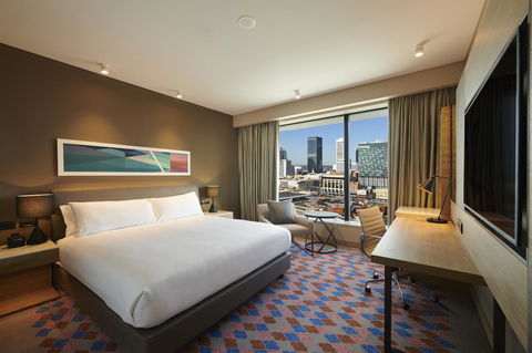 Doubletree By Hilton Perth Northbridge - Surfers Gold Coast 10