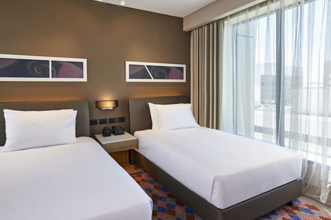 Doubletree By Hilton Perth Northbridge - Surfers Gold Coast 1