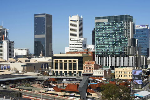 Doubletree By Hilton Perth Northbridge - Surfers Gold Coast 29