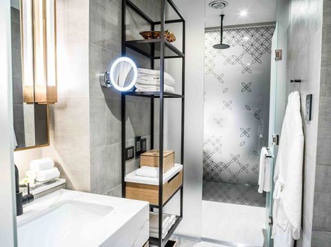 InterContinental Perth City Centre, An IHG Hotel - Surfers Gold Coast 16
