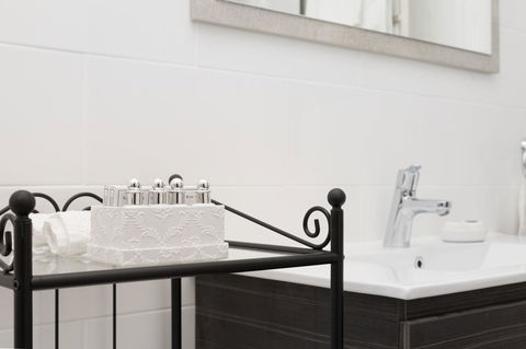 Blue Door Apartments - Surfers Gold Coast 4