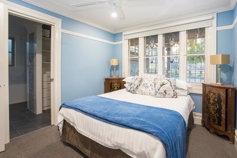 Blue Door Apartments - Surfers Gold Coast 12