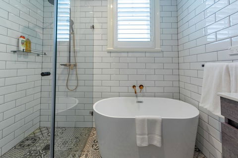 Heritage Townhouse Near Harbour Bridge - Surfers Gold Coast 2