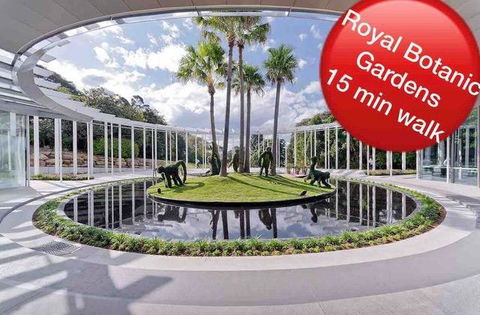 Heritage Townhouse Near Harbour Bridge - Surfers Gold Coast 28
