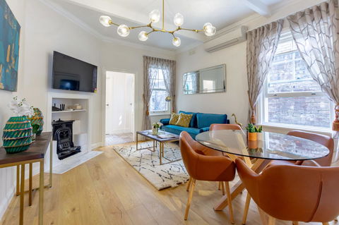 Heritage Townhouse Near Harbour Bridge - Surfers Gold Coast 33