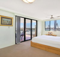 Darling Harbor Apartment - Surfers Gold Coast