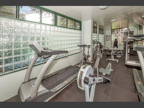 Darling Harbor Apartment - Surfers Gold Coast 10