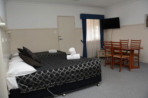 Ben Chifley Motor Inn - Surfers Gold Coast 20