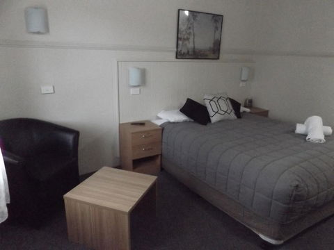 Ben Chifley Motor Inn - Surfers Gold Coast 3