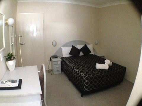 Ben Chifley Motor Inn - Surfers Gold Coast 30