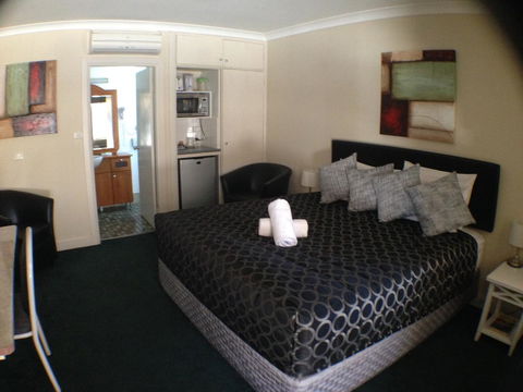 Ben Chifley Motor Inn - Surfers Gold Coast 22