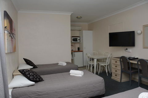 Ben Chifley Motor Inn - Surfers Gold Coast 4