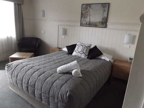 Ben Chifley Motor Inn - Surfers Gold Coast 2