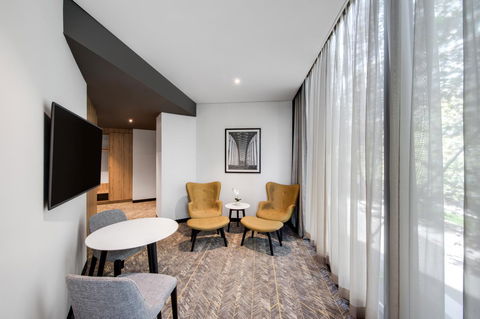 Vibe Hotel North Sydney - Surfers Gold Coast 9
