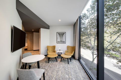 Vibe Hotel North Sydney - Surfers Gold Coast 24