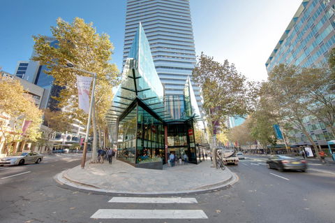 Vibe Hotel North Sydney - Surfers Gold Coast 23