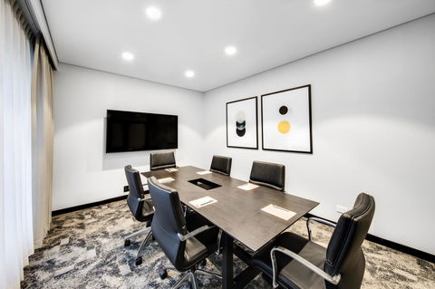 Vibe Hotel North Sydney - Surfers Gold Coast 26
