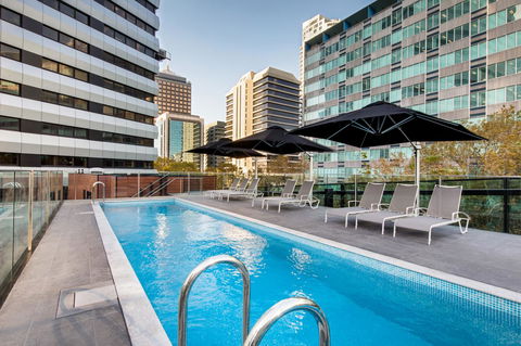 Vibe Hotel North Sydney - Surfers Gold Coast 0