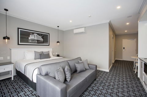 CH Boutique Hotel & Apartments, Ascend Hotel Collection - Surfers Gold Coast 7