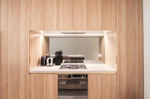 DD Apartments On Day - Surfers Gold Coast 2