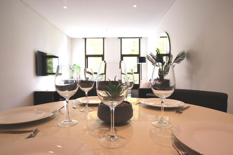 DD Apartments On Day - Surfers Gold Coast 1