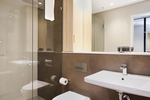 DD Apartments On Day - Surfers Gold Coast 3