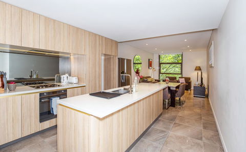 DD Apartments On Day - Surfers Gold Coast 29