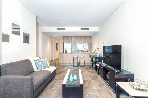 DD Apartments On Day - Surfers Gold Coast 9