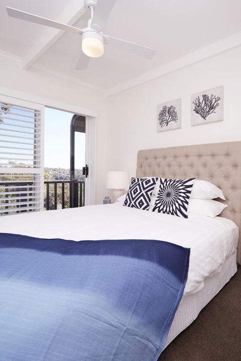 Bright And Spacious Family Home With Leafy Deck - Surfers Gold Coast 13