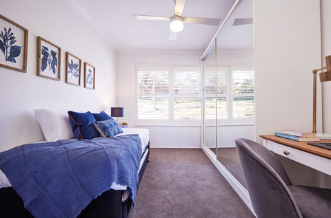 Bright And Spacious Family Home With Leafy Deck - Surfers Gold Coast 28