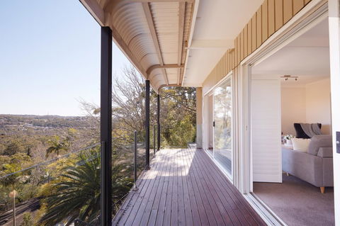 Bright And Spacious Family Home With Leafy Deck - Surfers Gold Coast 23