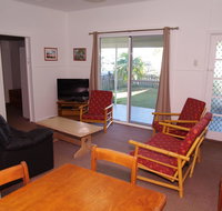 Fleur Cottage 7 Willow Street - Surfers Gold Coast