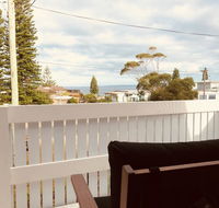 Little Blue Beach House - Surfers Gold Coast