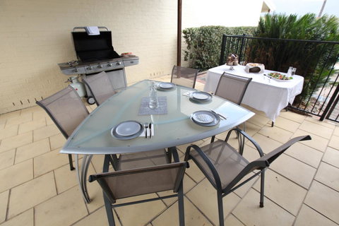 Great Escape Lofts - Surfers Gold Coast 25