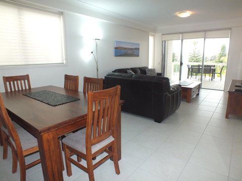 Pacific Marina Apartments - Surfers Gold Coast 20