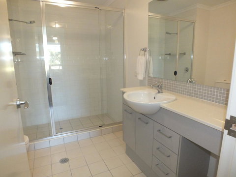 Pacific Marina Apartments - Surfers Gold Coast 28