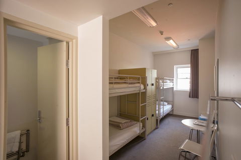YHA Sydney Harbour - Surfers Gold Coast 15