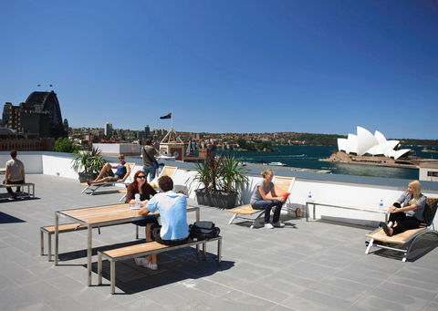 YHA Sydney Harbour - Surfers Gold Coast 10