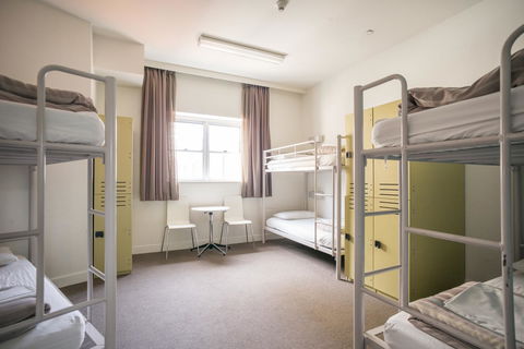 YHA Sydney Harbour - Surfers Gold Coast 18