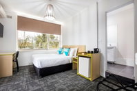 Book Caringbah Accommodation Vacations Surfers Gold Coast Surfers Gold Coast