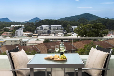 Oaks Nelson Bay Lure Suites - Surfers Gold Coast 5